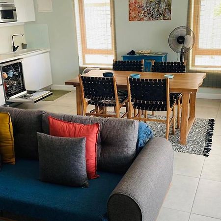 Beachcove Apartment 2 佩雷贝勒 外观 照片