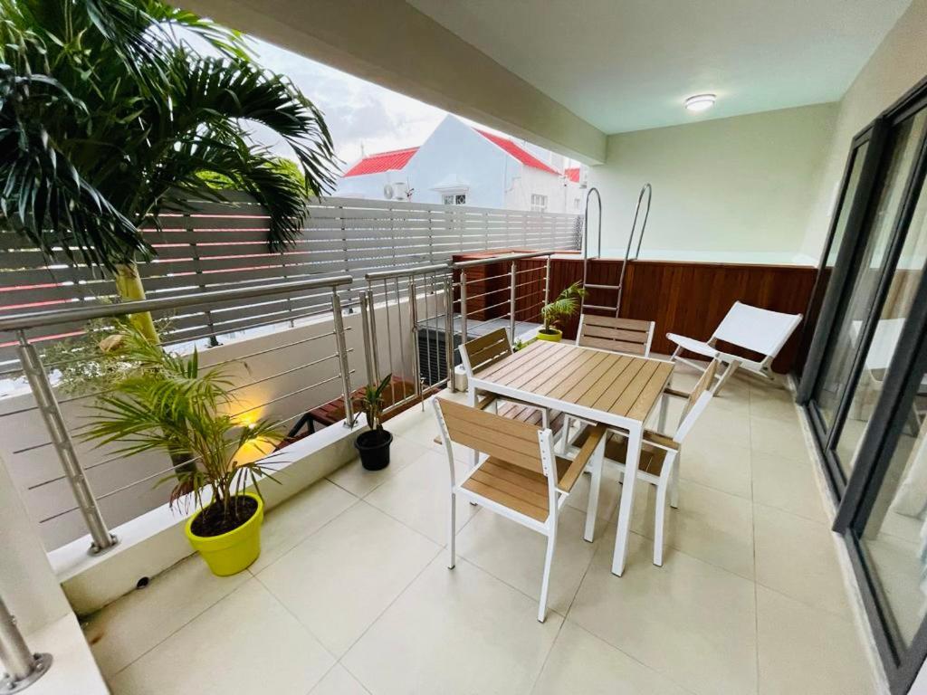 Beachcove Apartment 2 佩雷贝勒 外观 照片