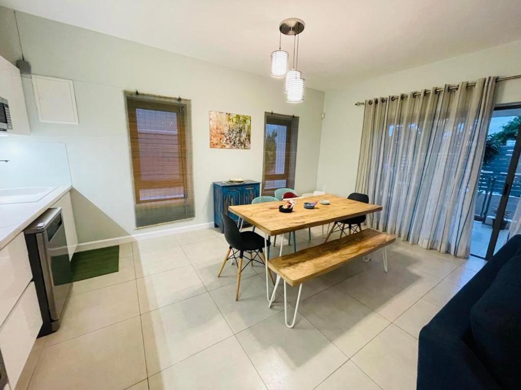 Beachcove Apartment 2 佩雷贝勒 外观 照片