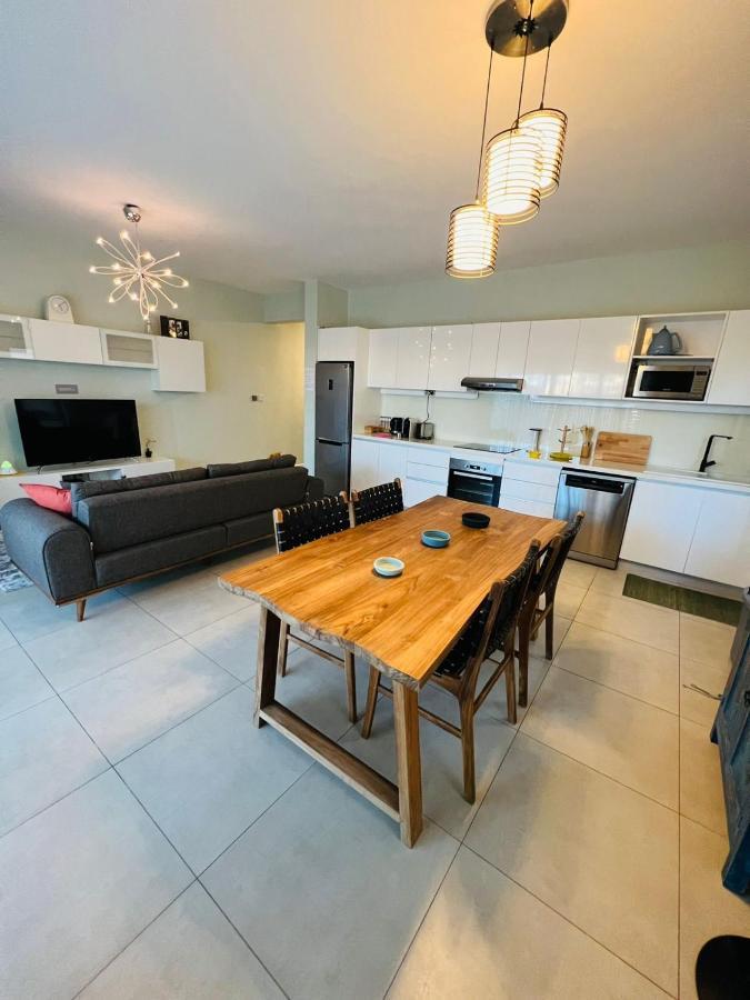 Beachcove Apartment 2 佩雷贝勒 外观 照片